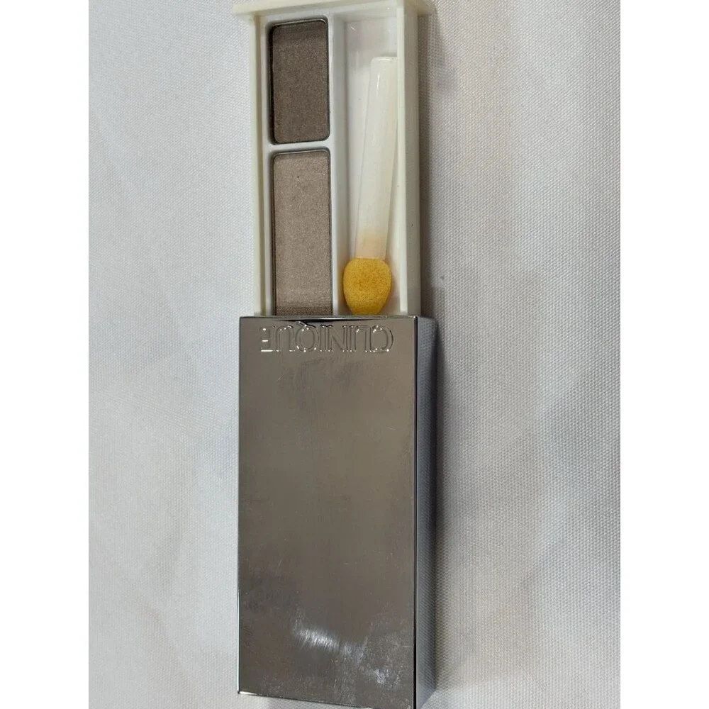 Clinique All About Shadow Duo in the shade 03 Starlight Starbright